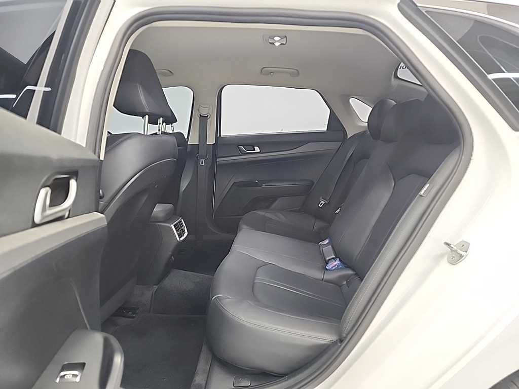 KIA K5 2023 Blanco - Importación desde Corea - HF Imports Iquique - Foto 14