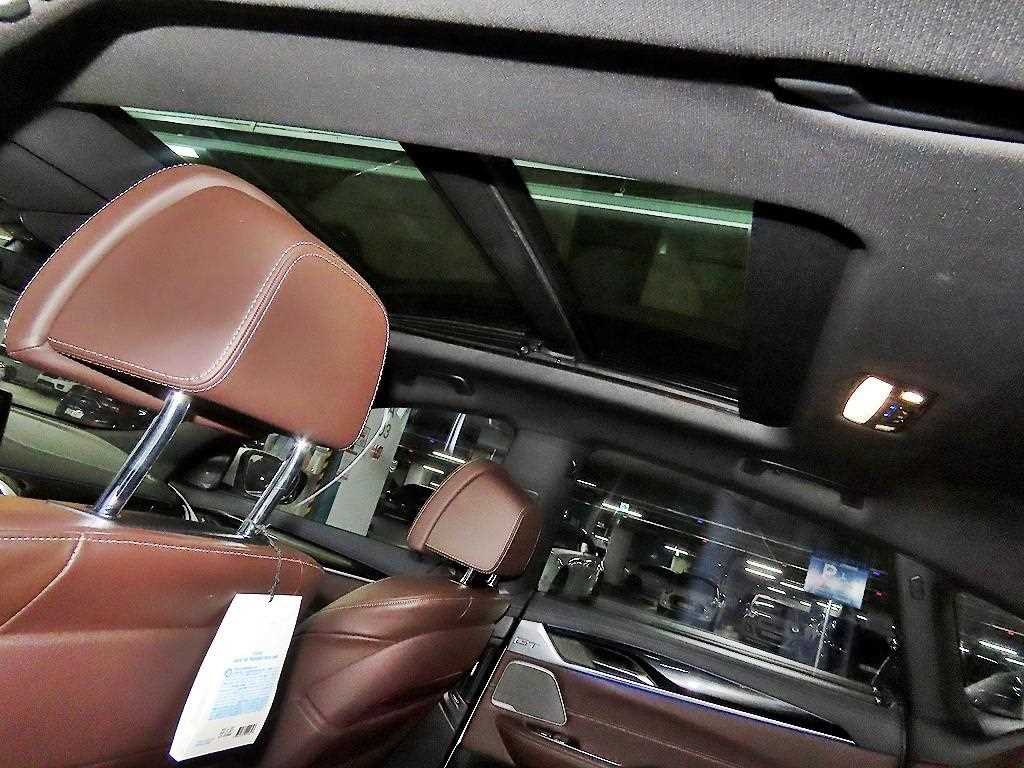 BMW Gran Turismo 2023 Blanco - Importación desde Corea - HF Imports Iquique - Foto 18