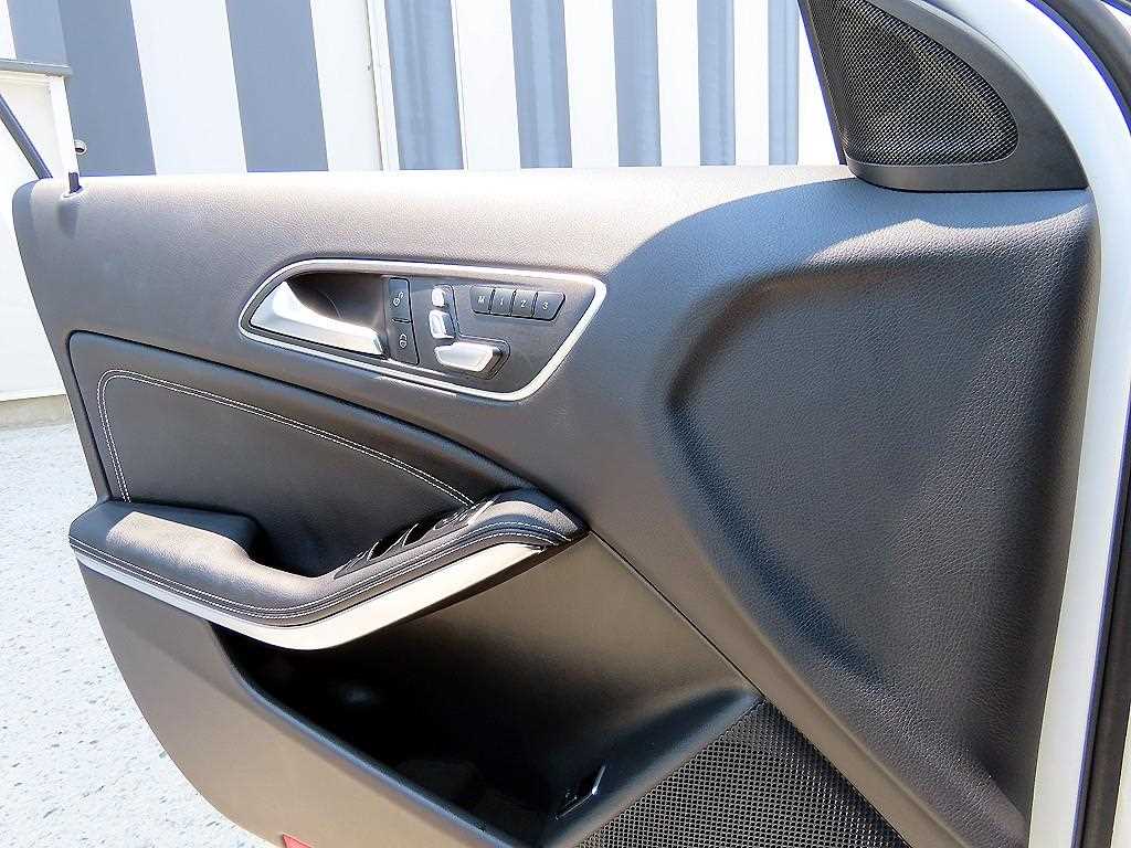 Mercedes Benz GLA Class 2018 Blanco - Importación desde Corea - HF Imports Iquique - Foto 13