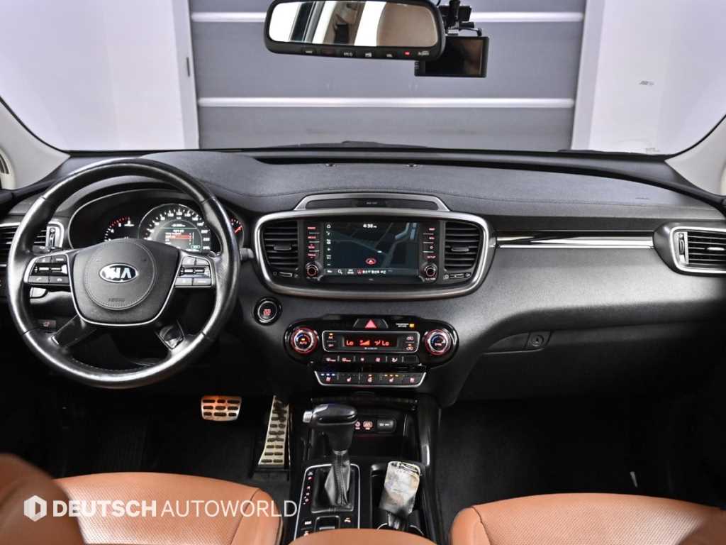 KIA Sorento - Vista 9
