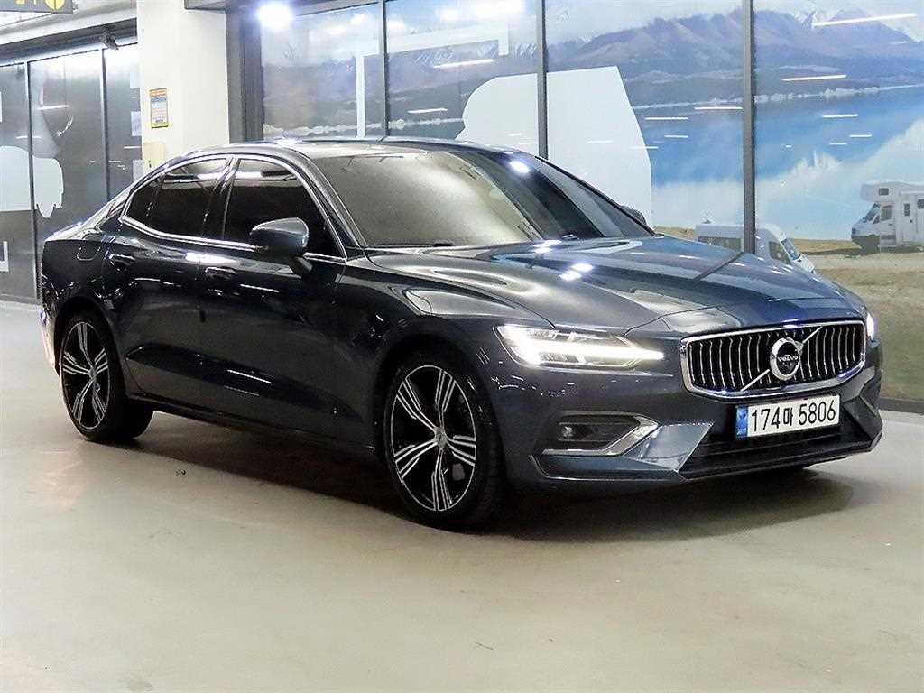 Volvo S60 2021 Azul - Importación desde Corea - HF Imports Iquique - Foto 1