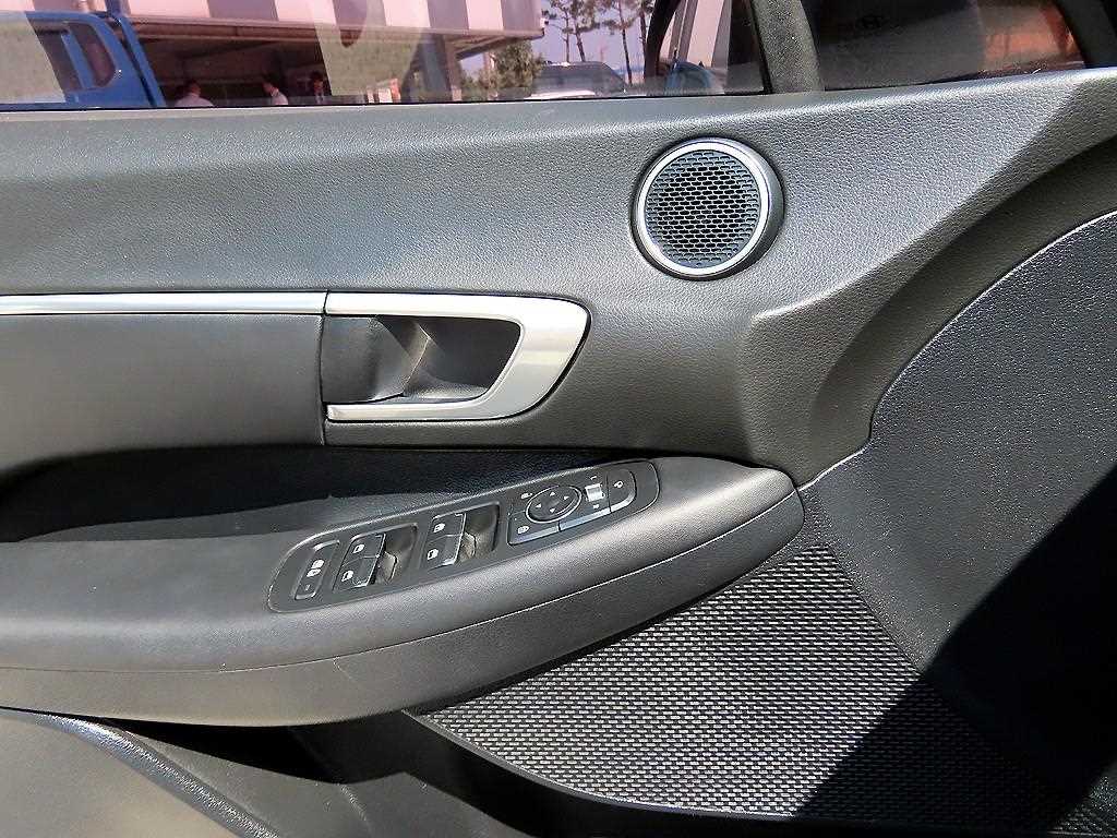 HYUNDAI Sonata 2019 Gris - Importación desde Corea - HF Imports Iquique - Foto 13