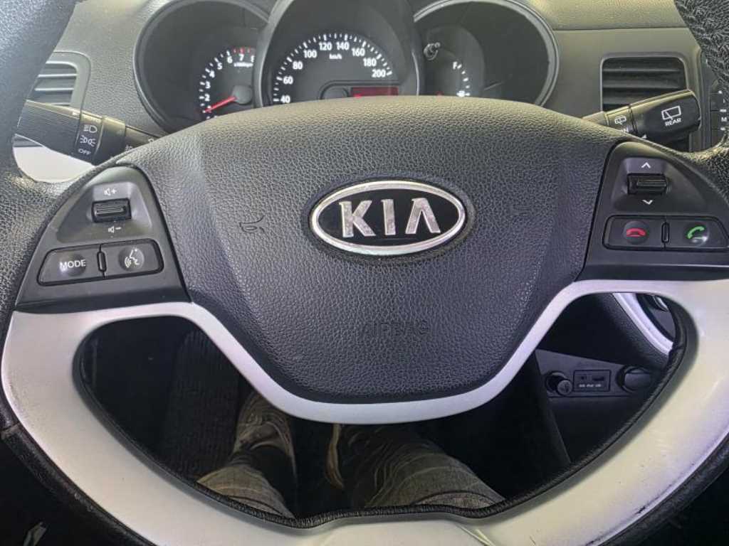 KIA Morning - Vista 9