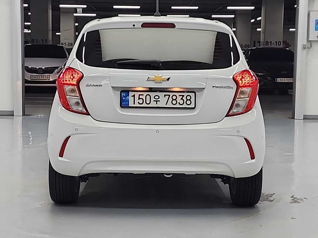 Chevrolet Spark - Vista 3