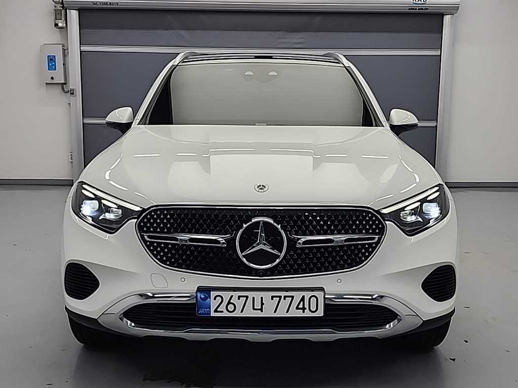 Mercedes Benz GLC Class - Vista 2