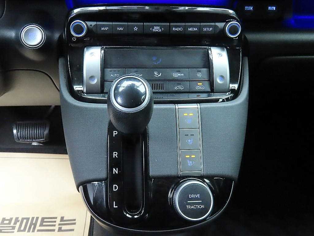 HYUNDAI Casper - Vista 12