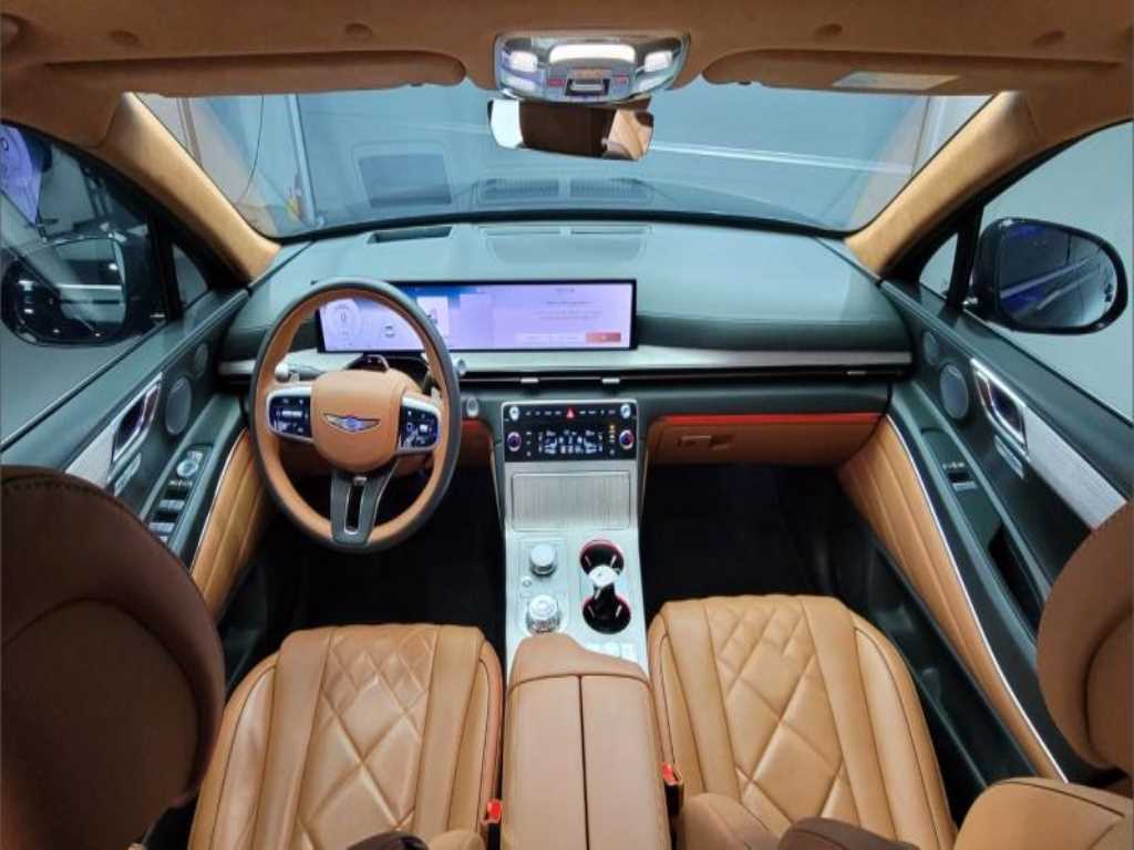Genesis GV80 - Vista 8