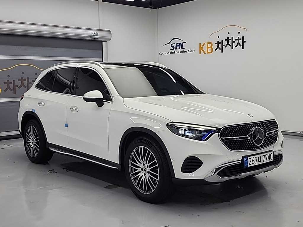 Mercedes Benz GLC Class - Vista 6