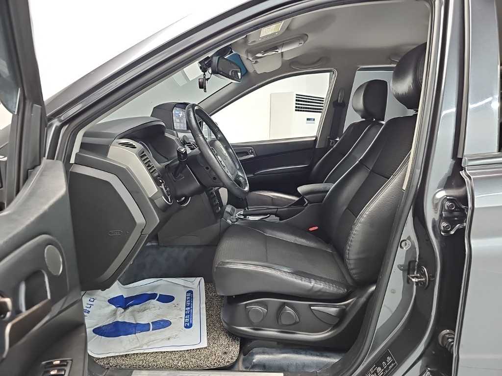 Ssangyong Korando 2014 Gris - Importación desde Corea - HF Imports Iquique - Foto 13