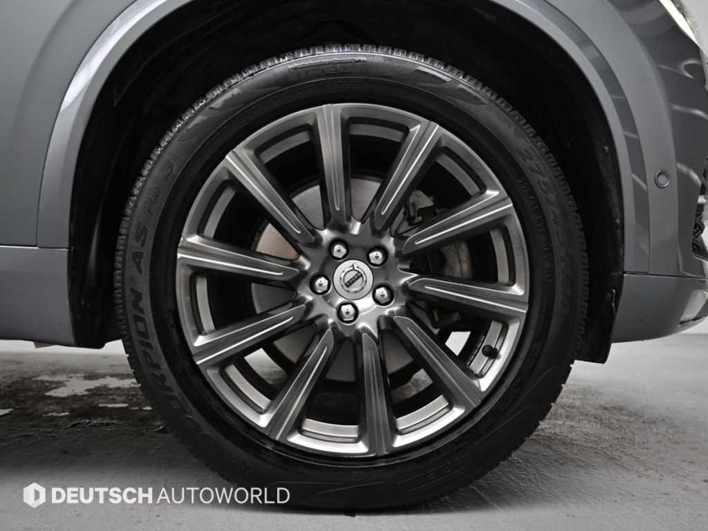 Volvo XC90 - Vista 8
