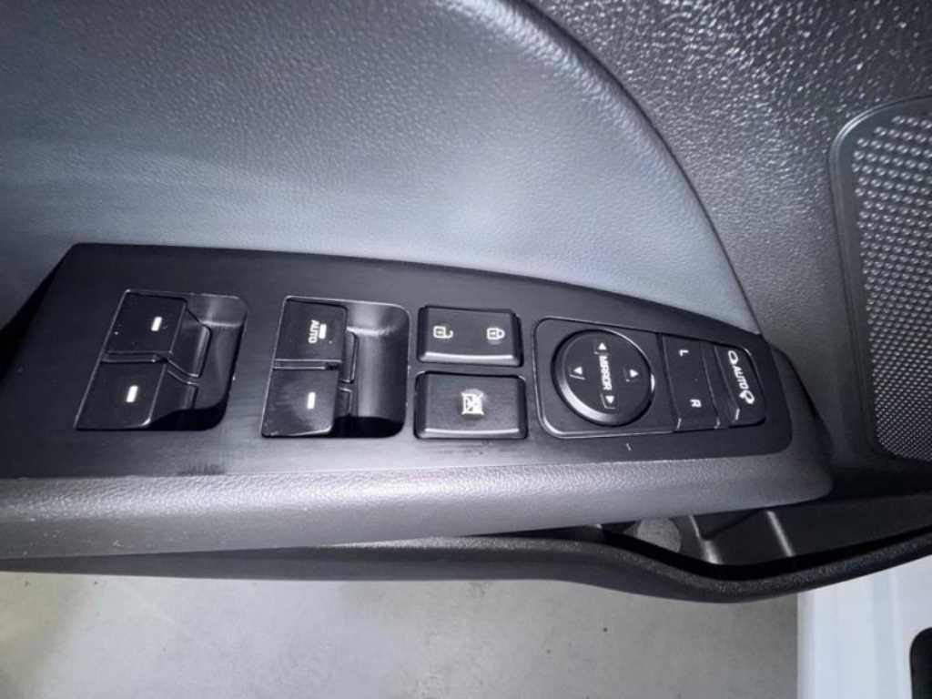 HYUNDAI Avante 2015 Blanco - Importación desde Corea - HF Imports Iquique - Foto 15