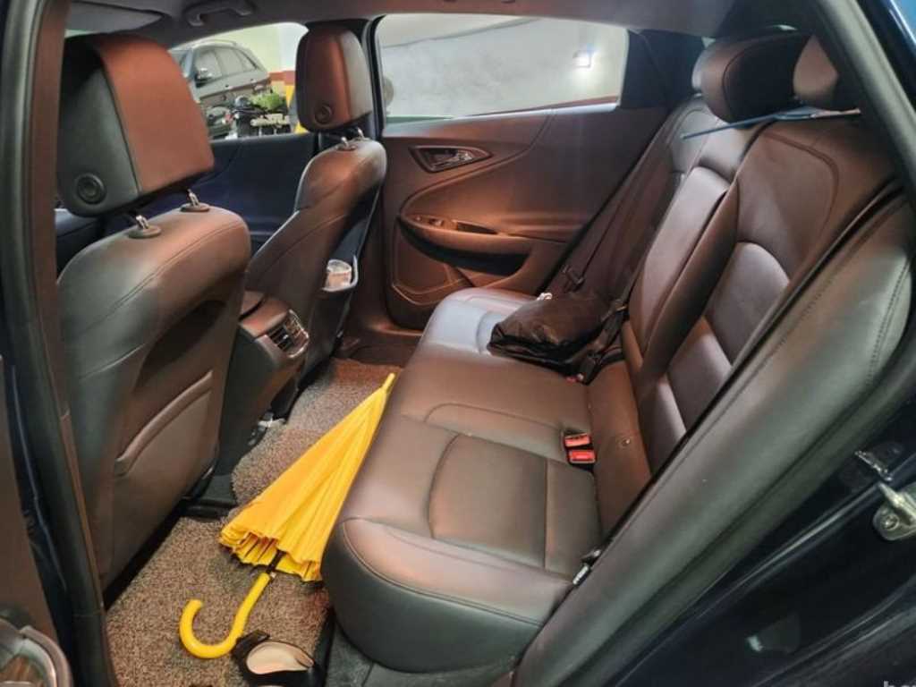 Chevrolet Malibu - Vista 9