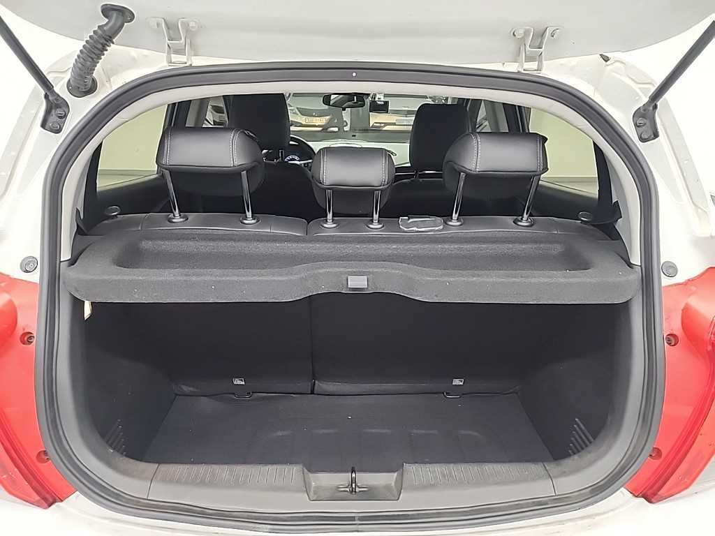 Chevrolet Spark 2022 Blanco - Importación desde Corea - HF Imports Iquique - Foto 20