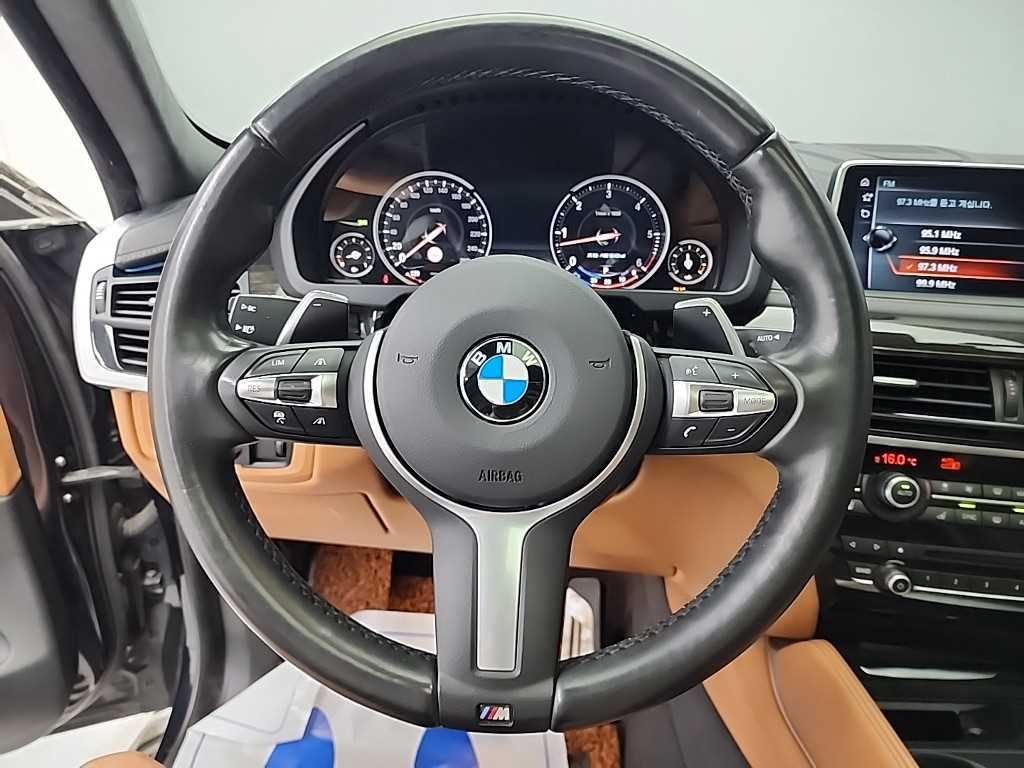 BMW X6 - Vista 11