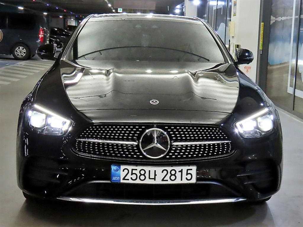 Mercedes Benz E class - Vista 2
