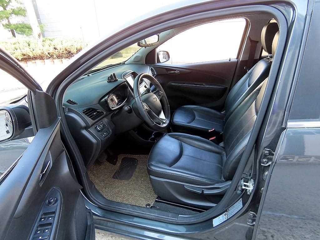 Chevrolet Spark - Vista 7