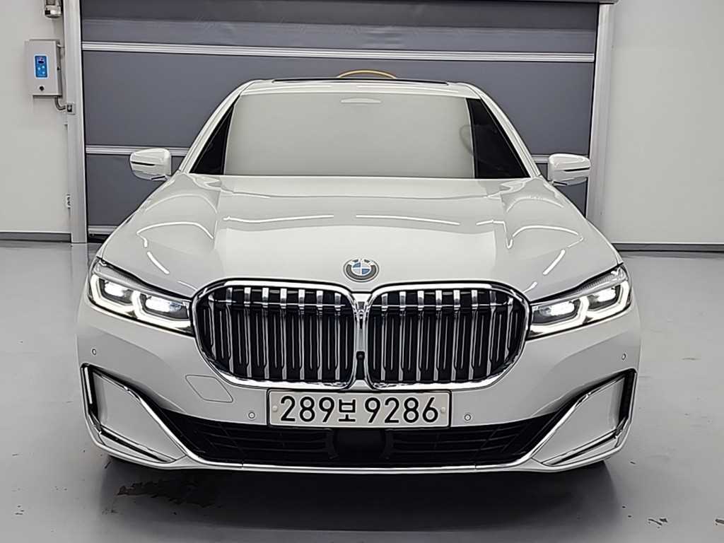 BMW 7 Series - Vista 2