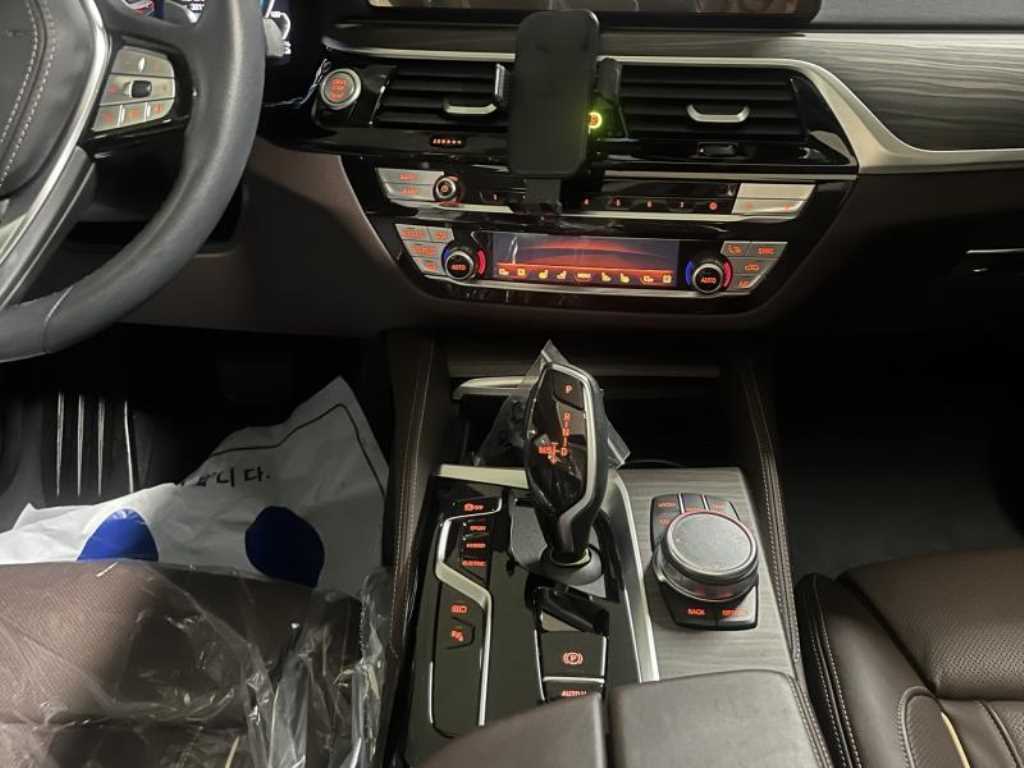 BMW 5 Series - Vista 9