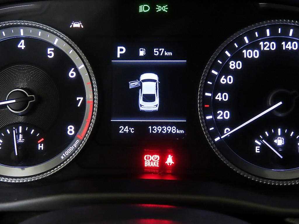 HYUNDAI Sonata - Vista 11