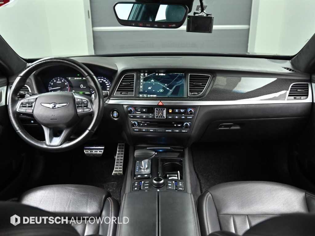 Genesis G80 - Vista 9