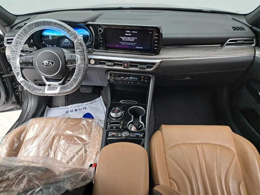 KIA K5 - Vista 8