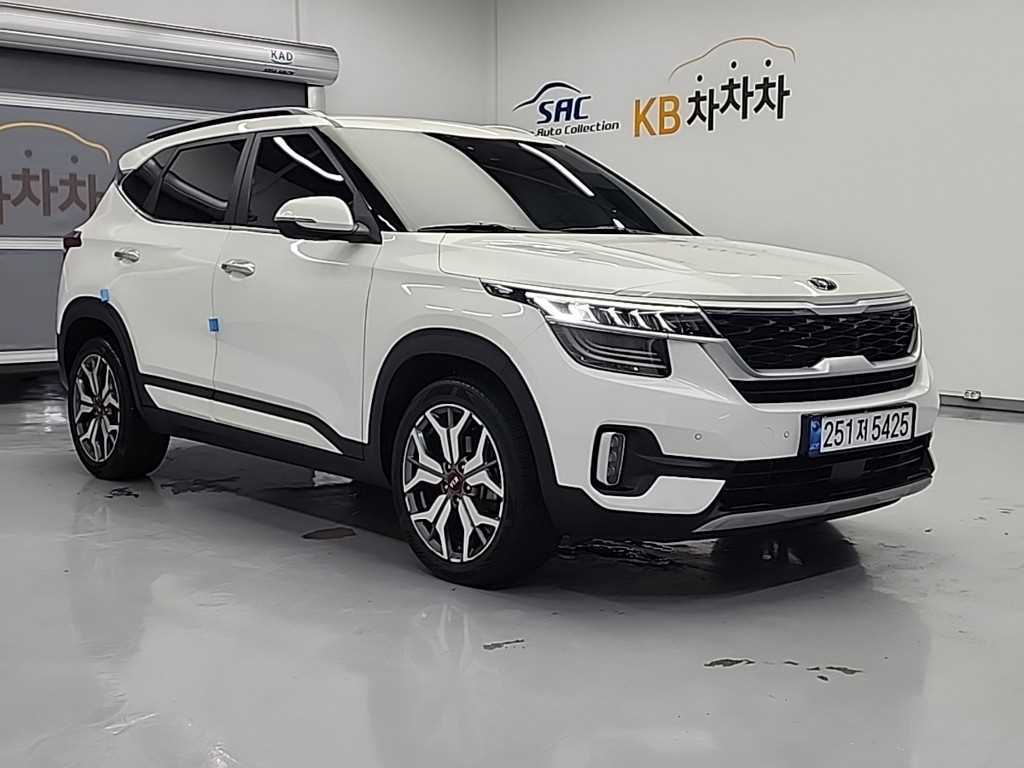 KIA Seltos - Vista 6