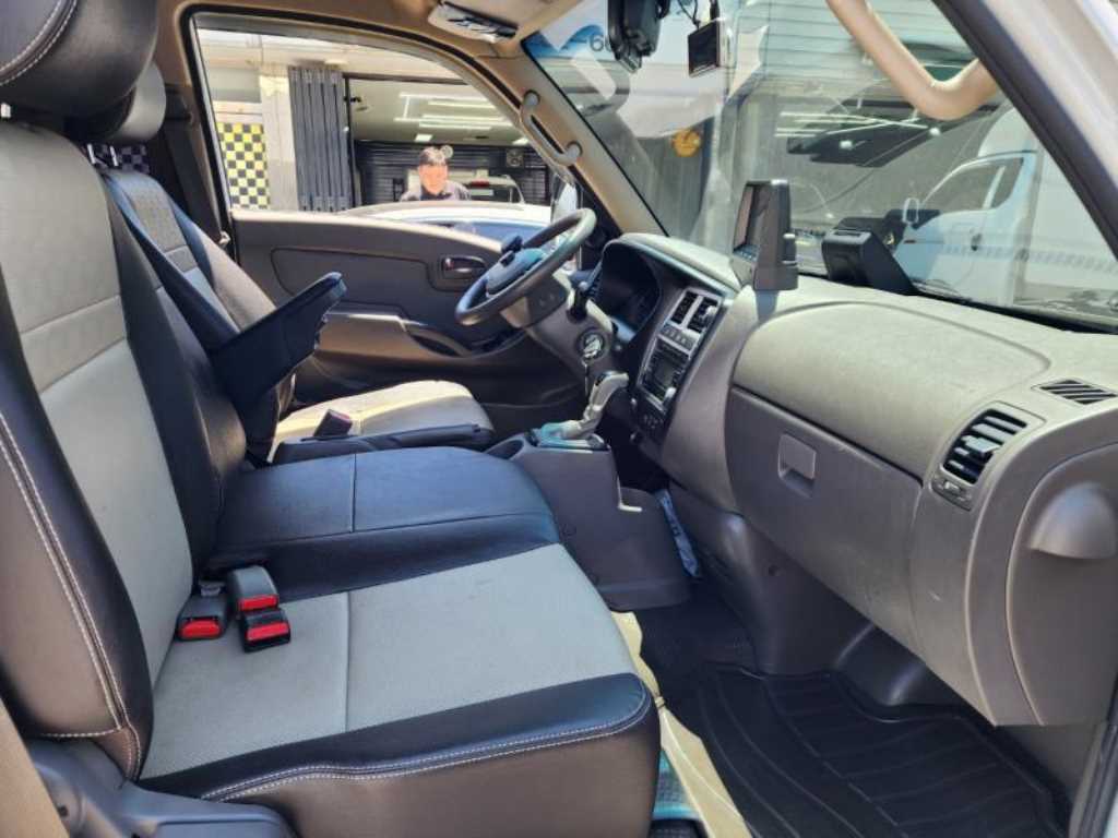 Small Truck Top_Powergate 2023 Blanco - Importación desde Corea - HF Imports Iquique - Foto 16