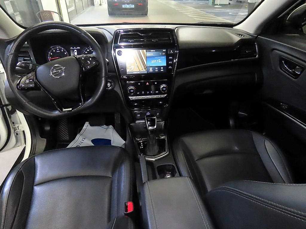 Ssangyong Tivoli - Vista 12