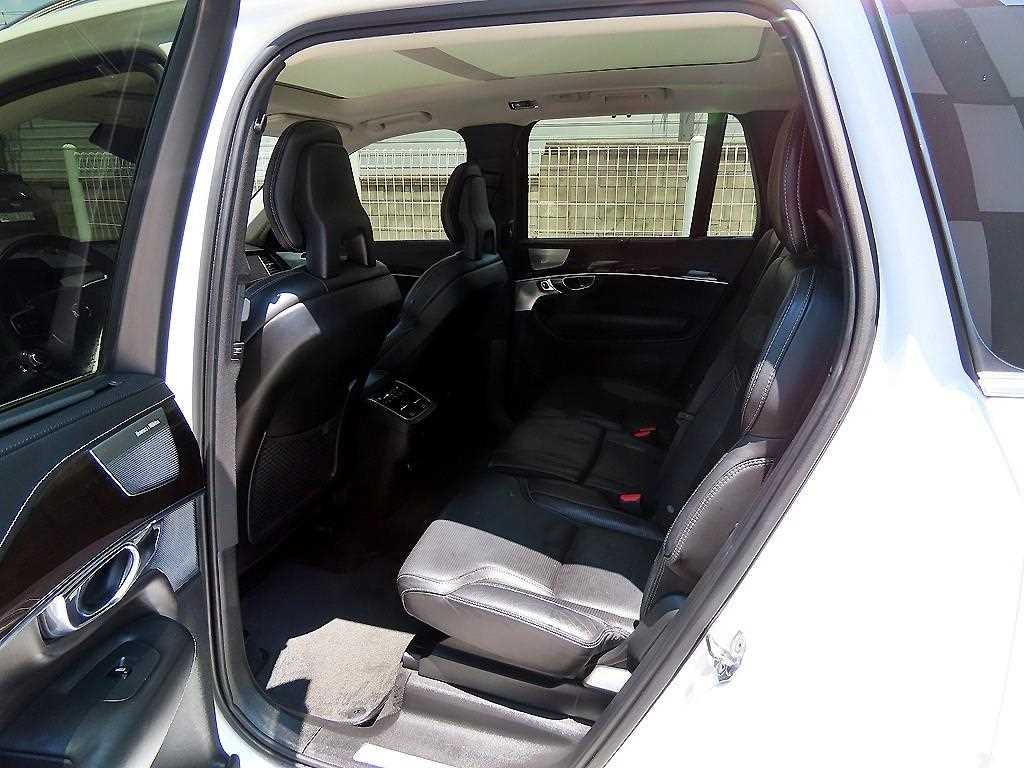 Volvo XC90 - Vista 8