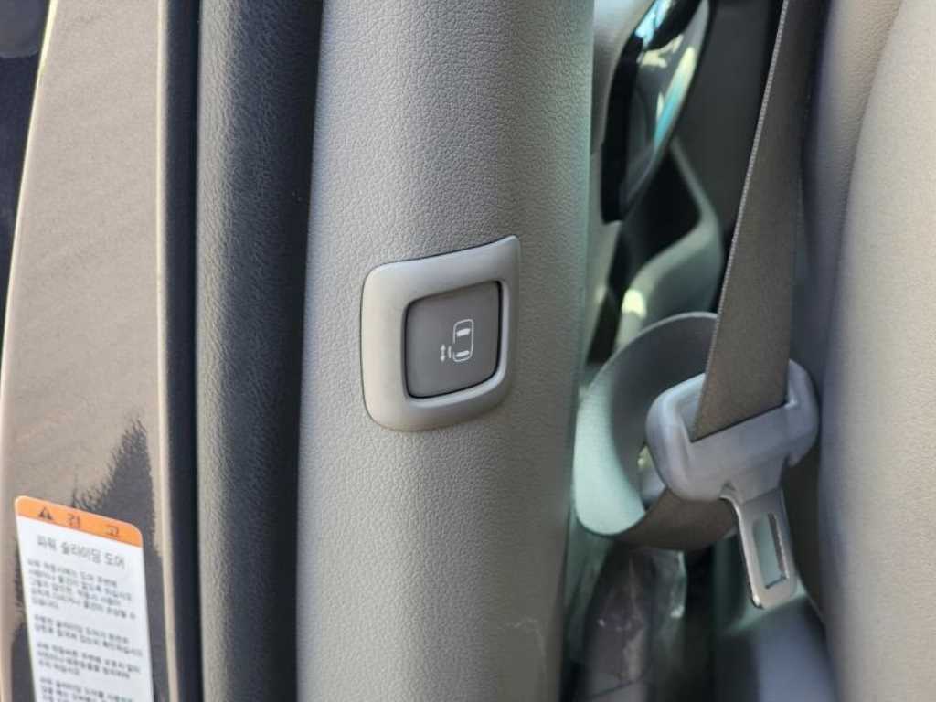 KIA Carnival 2018 Gris - Importación desde Corea - HF Imports Iquique - Foto 18