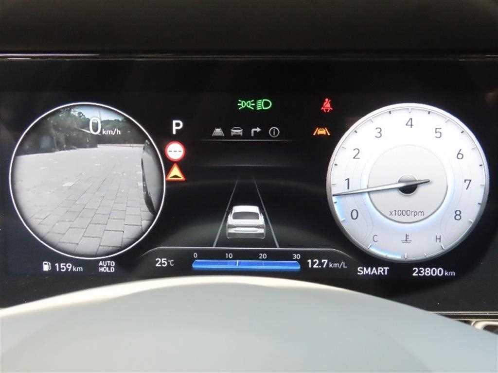 HYUNDAI Avante - Vista 7