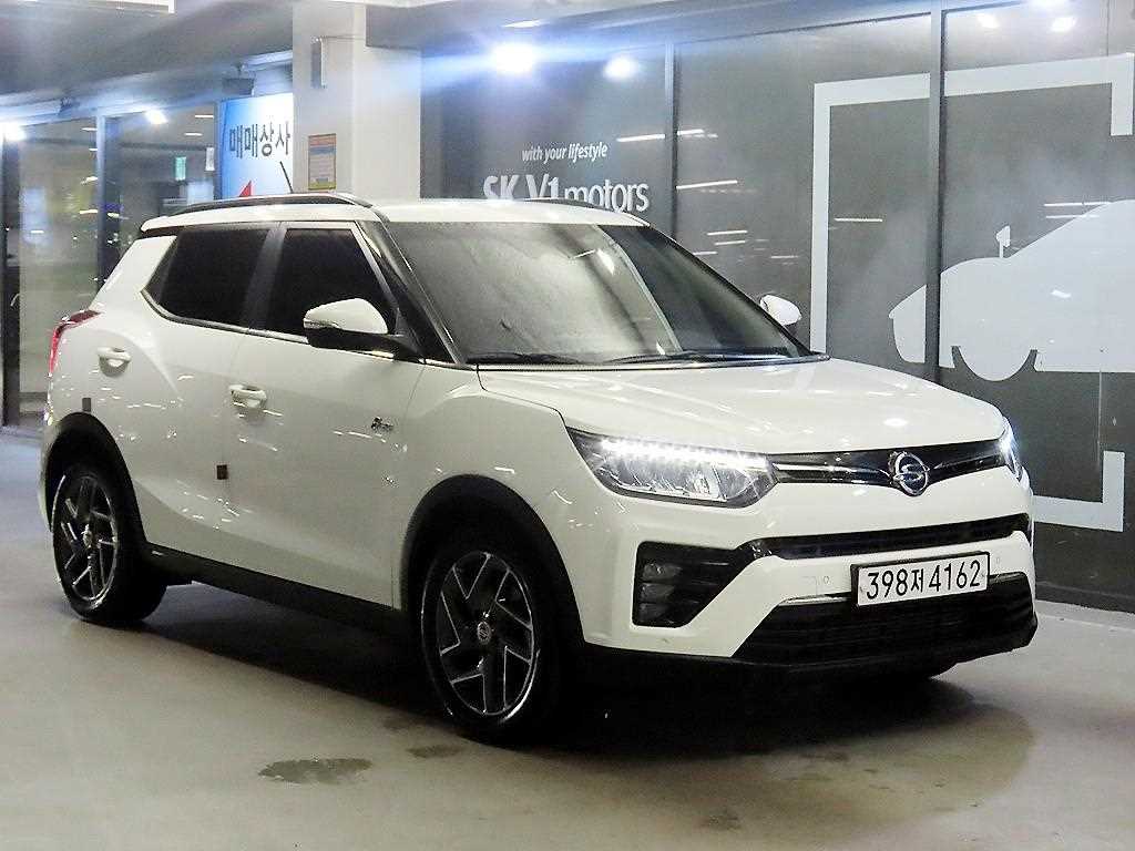 Ssangyong Tivoli 2022 the color of pearl - Importación desde Corea - HF Imports Iquique - Foto 1