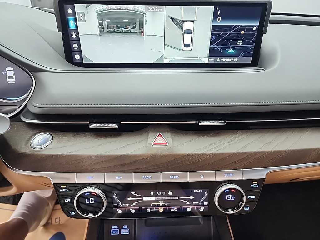 Genesis G80 - Vista 12