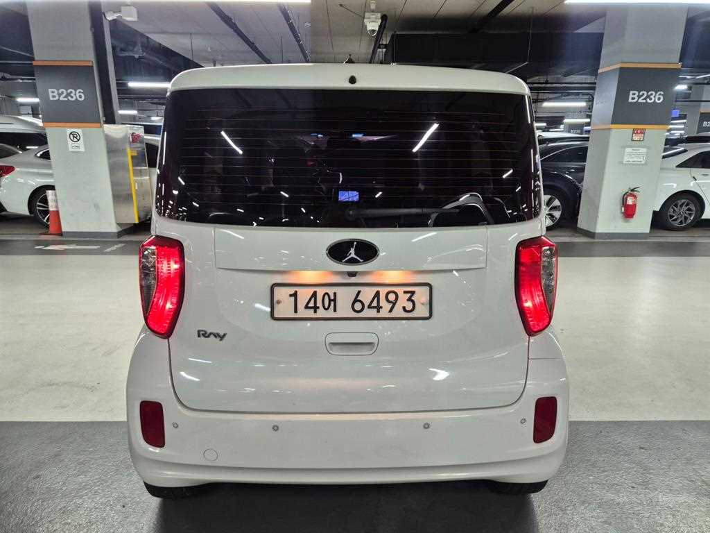 KIA Ray - Vista 6