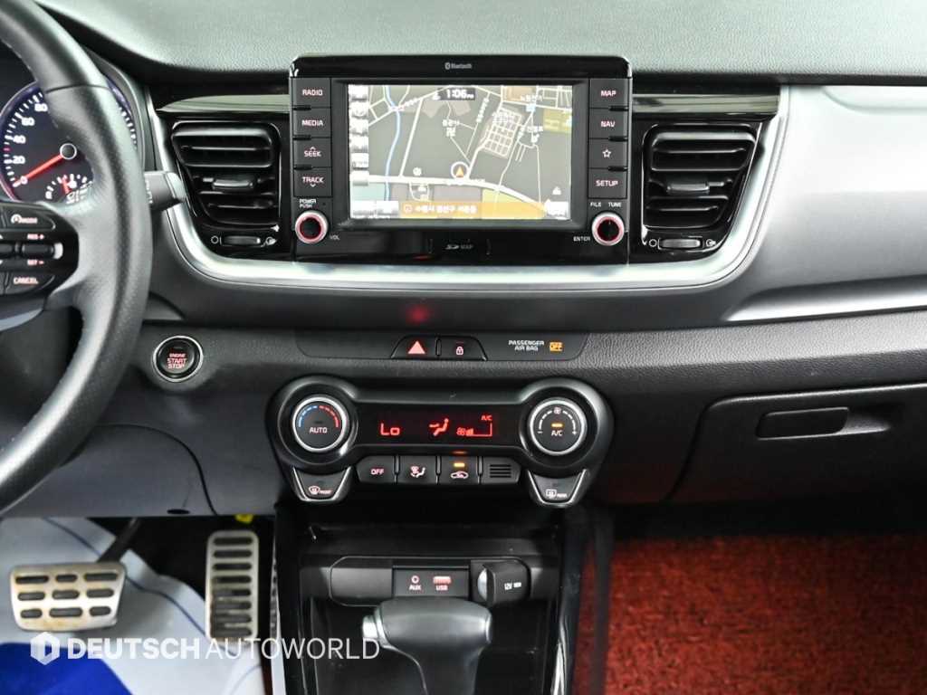 KIA Stonic 2018 - Importación desde Corea - HF Imports Iquique - Foto 16