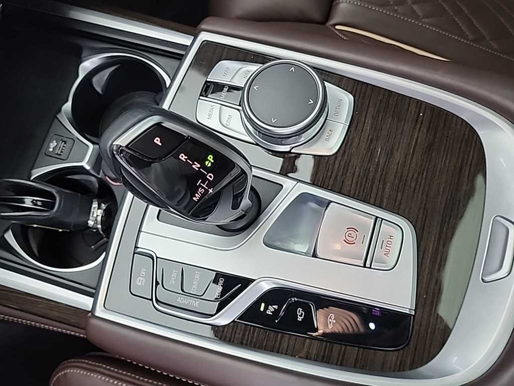 BMW 7 Series - Vista 10