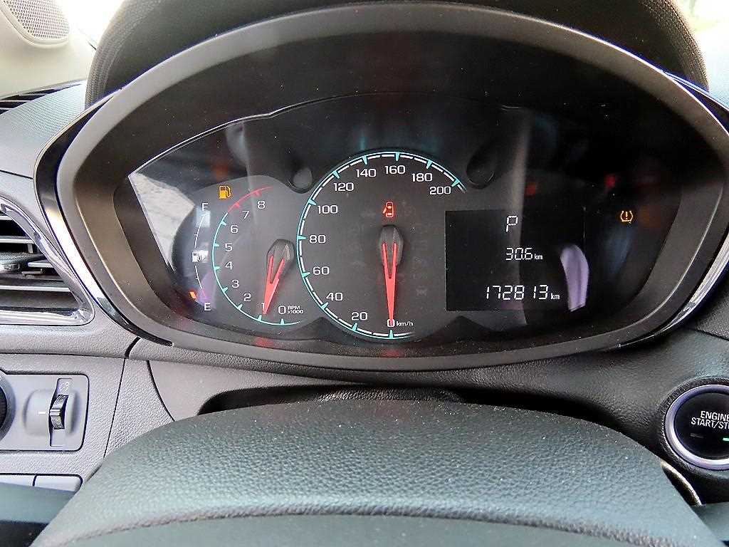 Chevrolet Spark - Vista 11