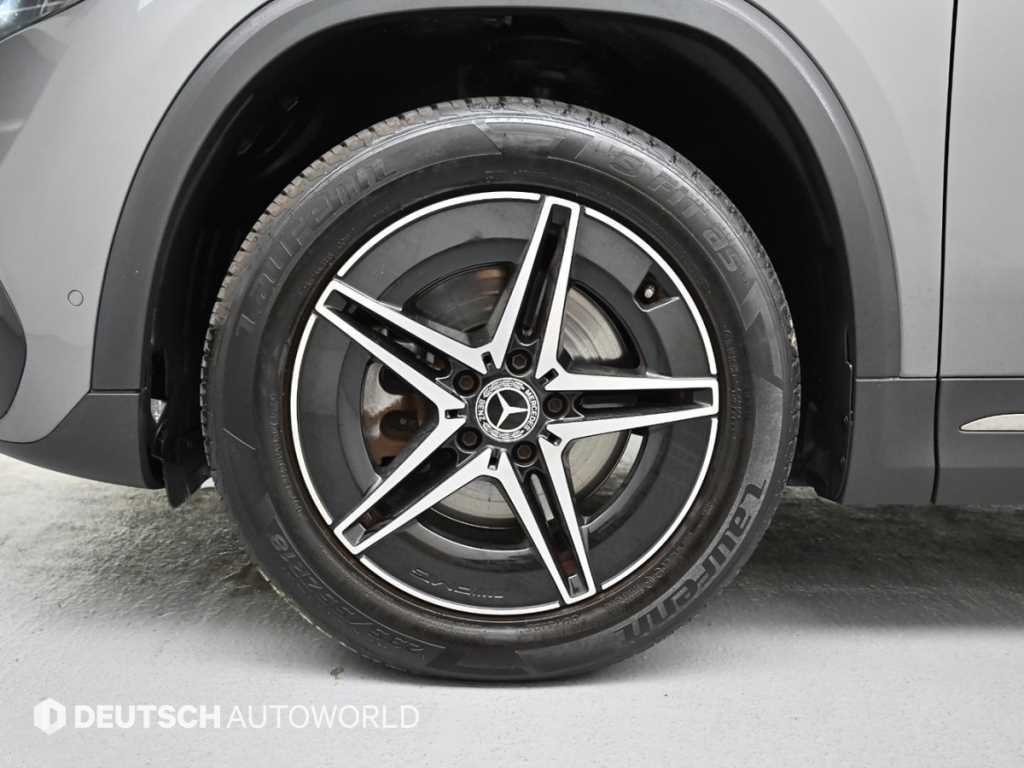 Mercedes Benz EQA - Vista 7