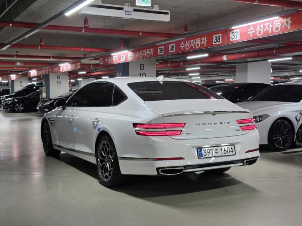 Genesis G80 - Vista 3