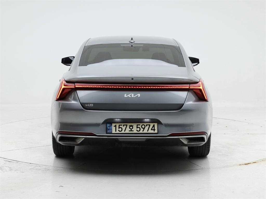 KIA K8 - Vista 7