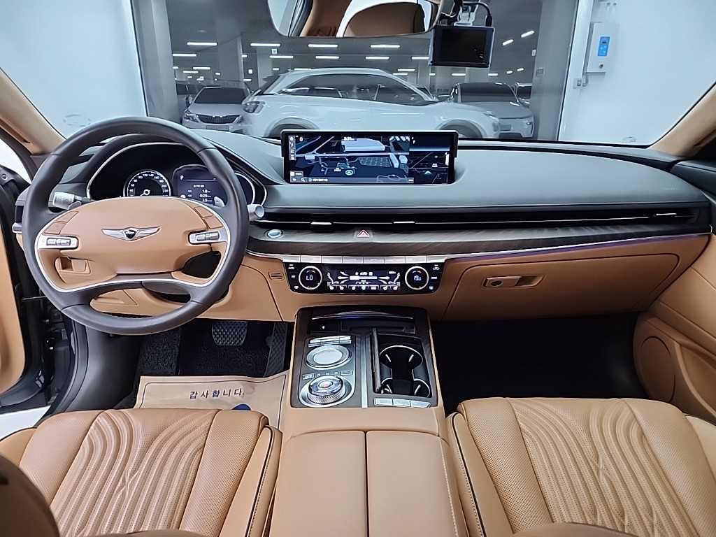 Genesis G80 - Vista 9
