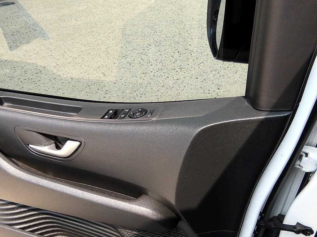 Small Truck Freezer Box(Low Deck) 2024 Blanco - Importación desde Corea - HF Imports Iquique - Foto 15