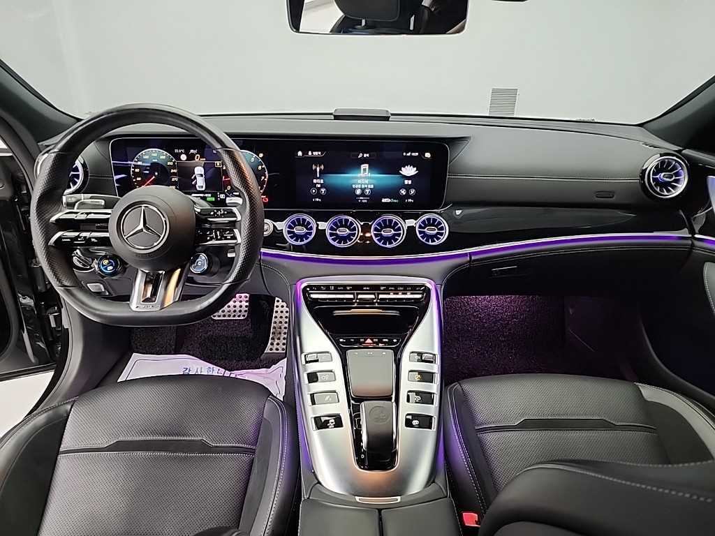 Mercedes Benz AMG GT - Vista 9