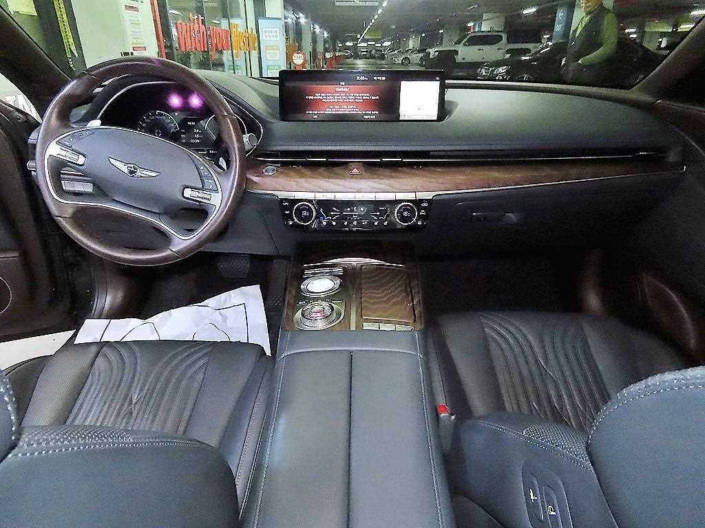 Genesis G80 - Vista 12