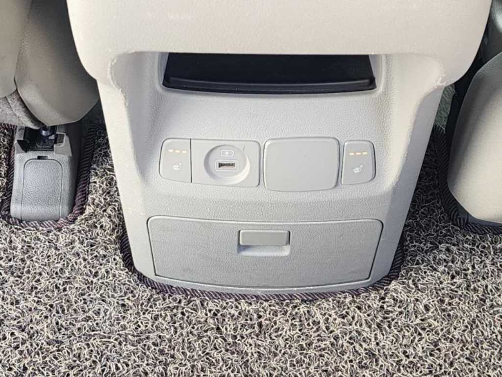 KIA Carnival 2018 Gris - Importación desde Corea - HF Imports Iquique - Foto 17