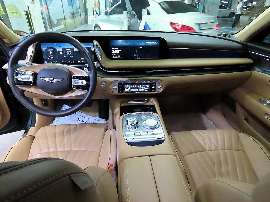 Genesis G90 - Vista 12