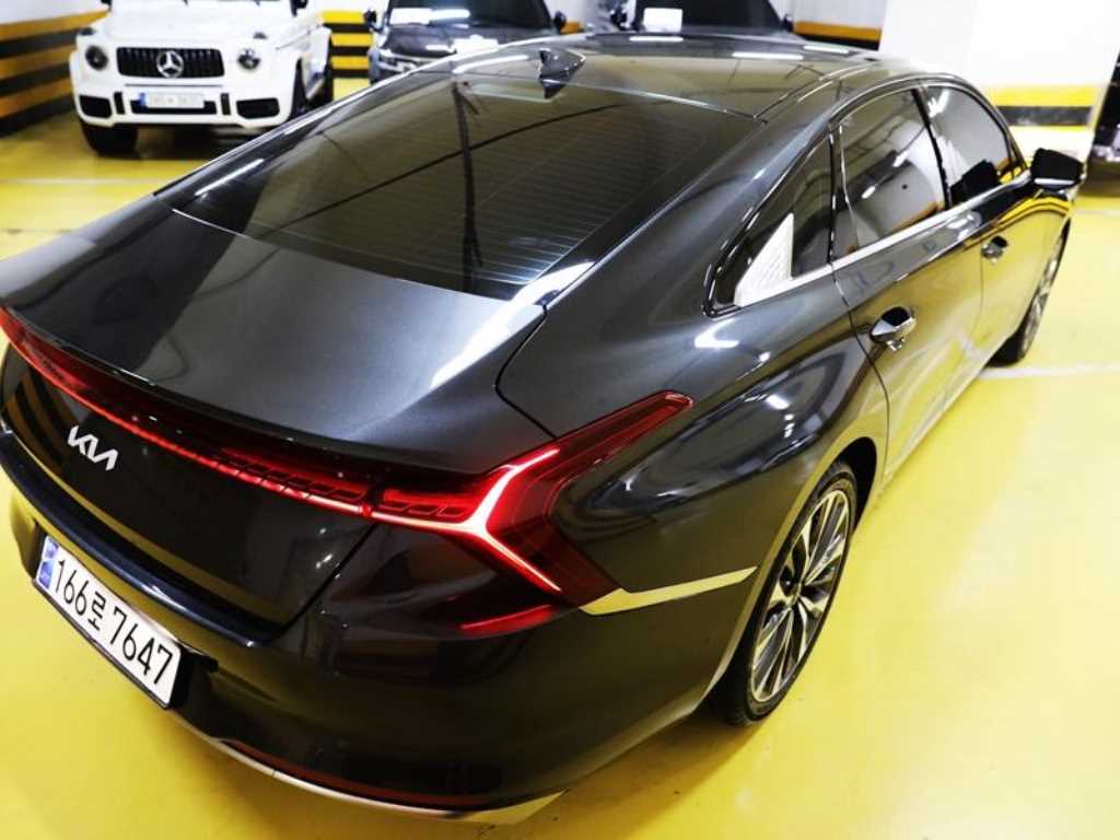 KIA K8 - Vista 8