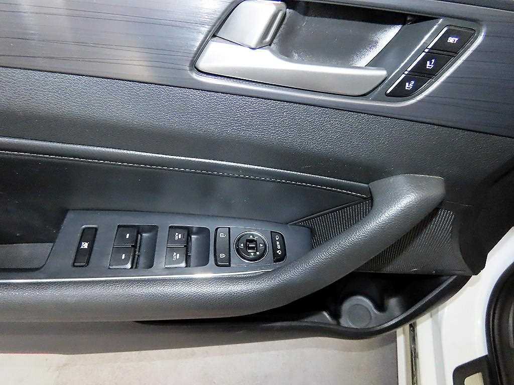 HYUNDAI Sonata 2017 Blanco - Importación desde Corea - HF Imports Iquique - Foto 15