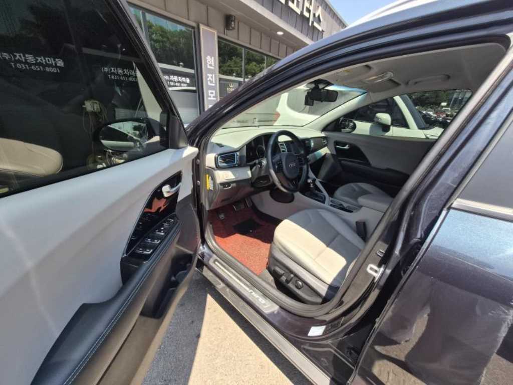 KIA Niro - Vista 7