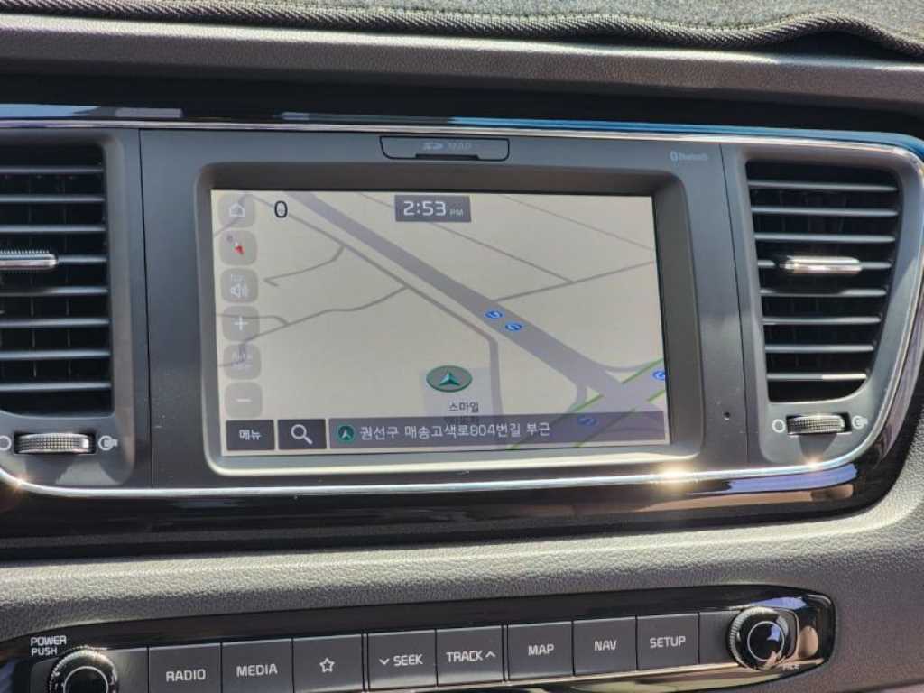 KIA Carnival - Vista 12